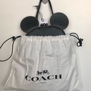 FIRST RELEASE Disney x Coach Mickey Mouse Kisslock Bag